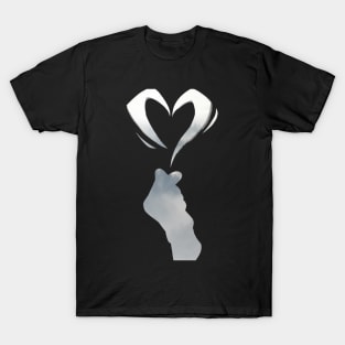 Kpop heart T-Shirt